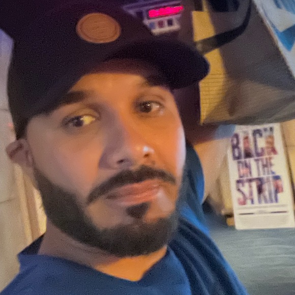 Meet your Posher, Ismael - Picture 1 of 1